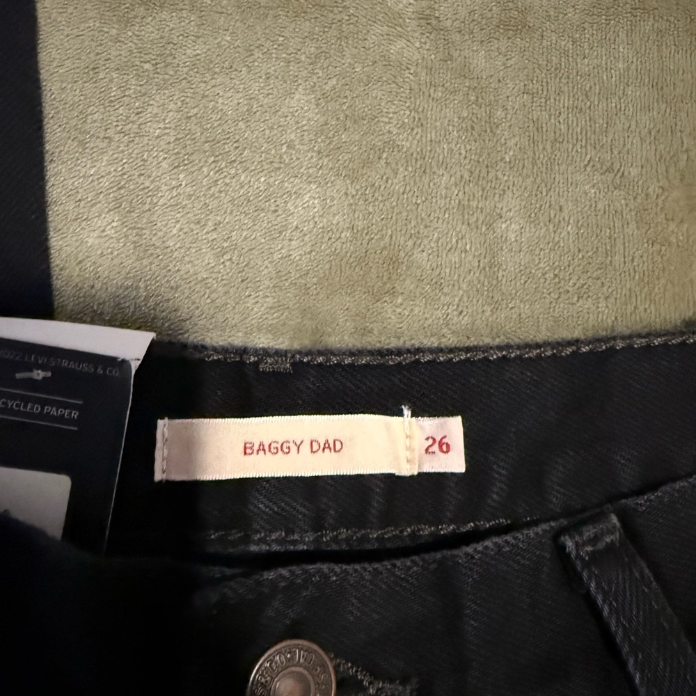 Levi’s Baggy Dad Jean Rake it Up Dark Wash Black Size 26 - Picture 9 of 10